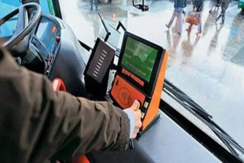 Ulaşıma yapılan y&uuml;zde 40&rsquo;lık zammın &ouml;ğrenciler i&ccedil;in İBB tarafından karşılanması