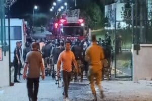 Kayseri İl G&ouml;&ccedil; İdaresi Geri G&ouml;nderme Merkezi'nde yangın &ccedil;ıktı. Yangının