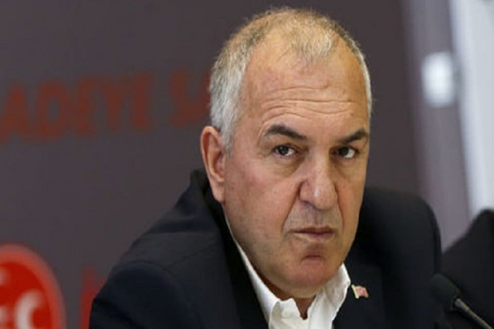 &Uuml;lk&uuml; Ocakları &ouml;nceki genel başkanlarından Suat Başaran, Almanya'ya gitmek i&ccedil;in