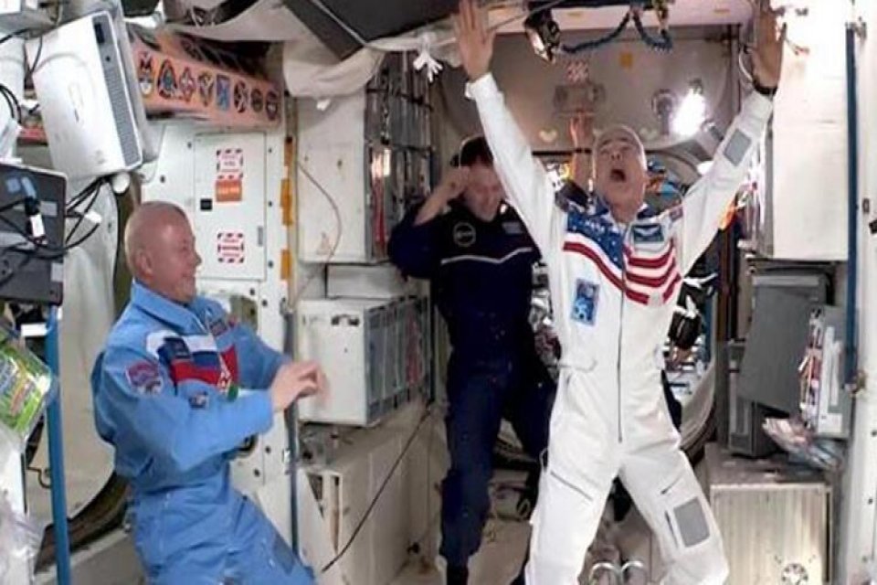 Uluslararası Uzay İstasyonu&rsquo;nda (ISS) bulunan astronotlar ve kozmonotlar, Tokyo 2020