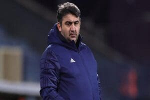 Eski Milli Futbolcu ve Teknik Direkt&ouml;r &Uuml;mit &Ouml;zat, futbolda FET&Ouml;