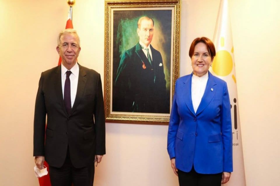 İYİ Parti Grup Başkanı İsmail Tatlıoğlu, Zafer Partisi Genel Başkanı