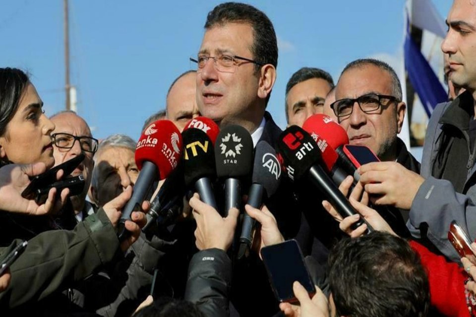 İBB Başkanı Ekrem İmamoğlu, anne ve babası ile birlikte Suudi