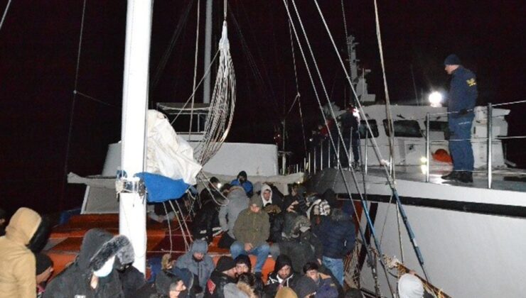 Umuda yolculuğa çıktılar, 175 göçmen bir teknede yakalandı