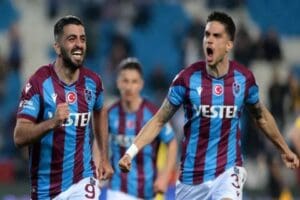 Trabzonspor, S&uuml;per Lig'in 33. hafta ma&ccedil;ında MKE Ankarag&uuml;c&uuml; ile karşı