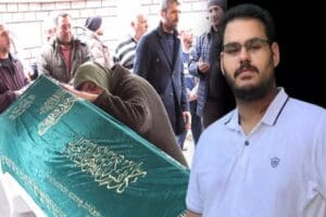 Kadık&ouml;y'de motosikletli kuryelik yapan &uuml;niversite &ouml;ğrencisi Yusuf Uğur Uzunsakaloğlu, makas