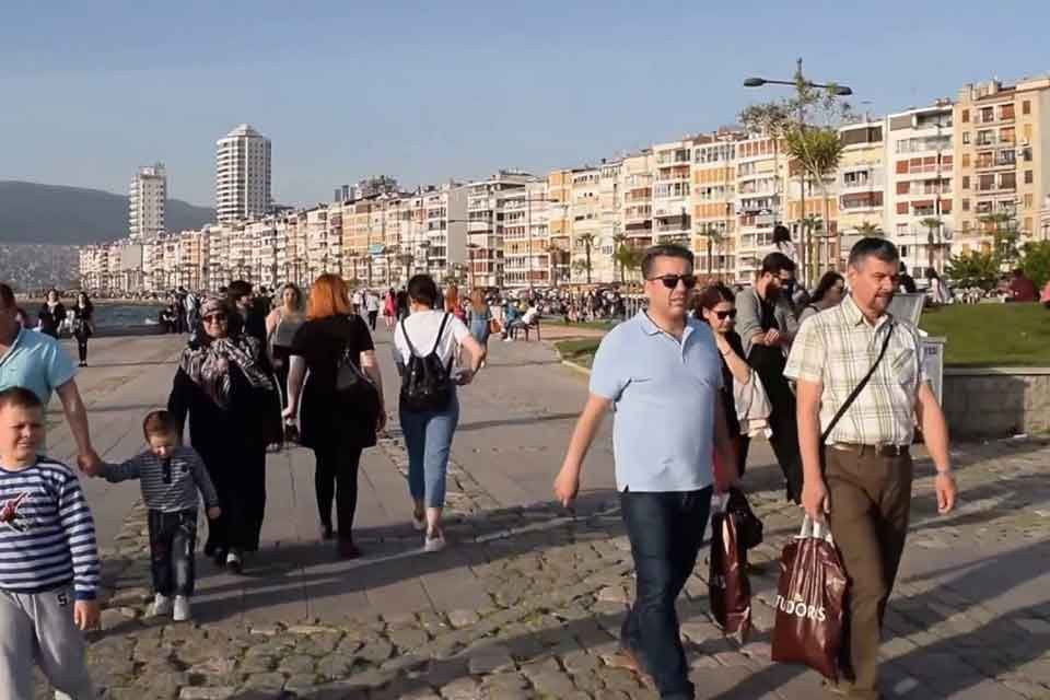 T&uuml;rkiye ile birlikte Avrupa bu yıl aşırı sıcaklık, kuraklık, orman