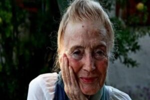 Ünlü etnolog, koleksiyoner ve Türk kültürü araştırmacısı Sabiha Tansuğ vefat