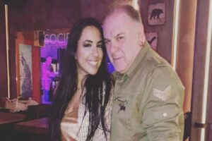 Burak Sergen&rsquo;in boşanma aşamasında olduğu Nihan &Uuml;nsal, &ouml;nceki akşam Beşiktaş