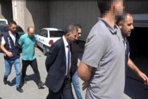 THK &Uuml;niversitesi eski rekt&ouml;r&uuml; &Uuml;nsal Ban hakkında 14 yıl hapis