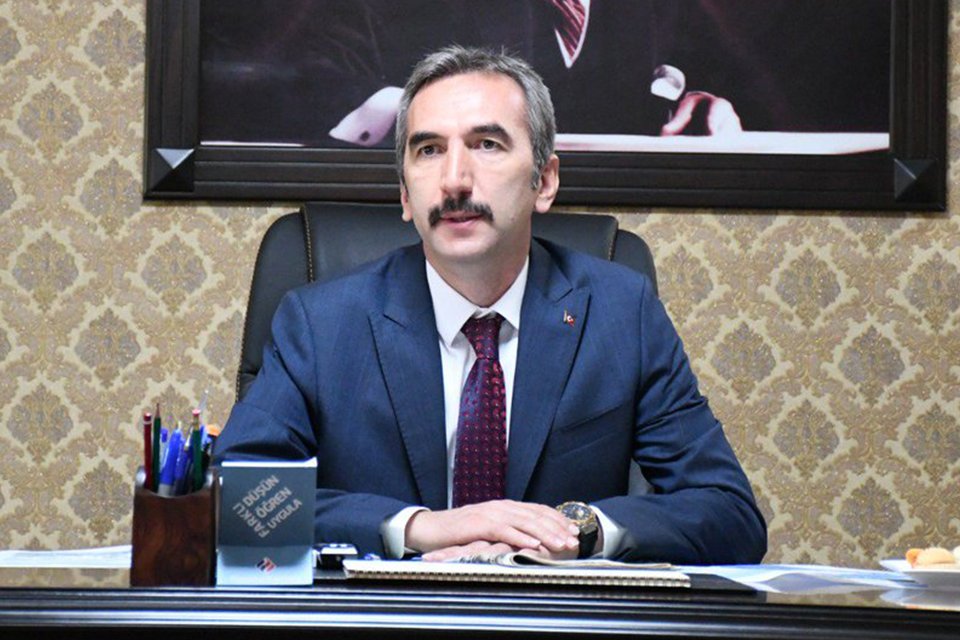 Urla Kaymakamı ve Belediye Başkan Vekili Murtaza Dayanç görevine başladı. 