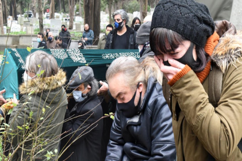 Ünlü müzisyen İsmail Soyberk (67), önceki gün geçirdiği kalp krizi