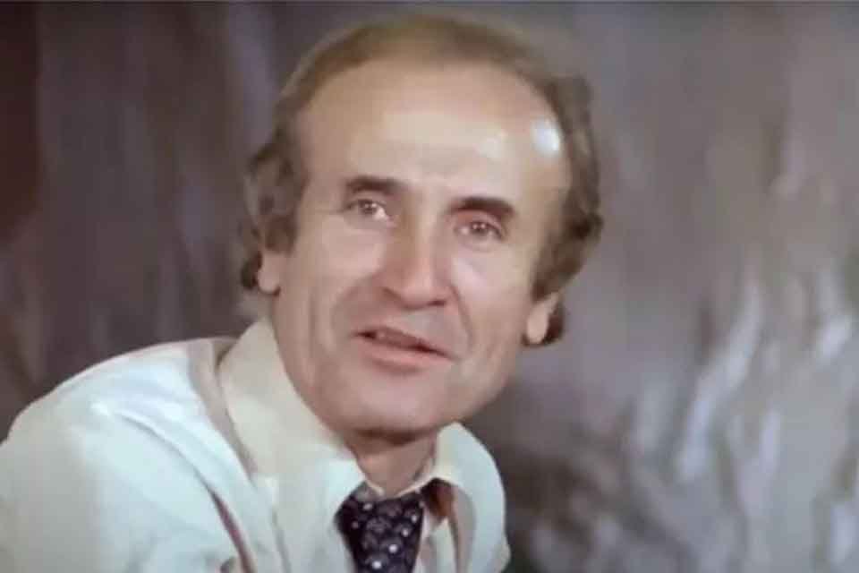 &Uuml;nl&uuml; Yeşil&ccedil;am oyuncusu Rıza Pekkutsal, 87 yaşında İzmir Buca'da hayata