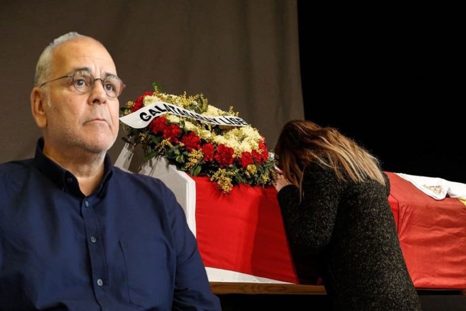 Usta oyuncu Rasim &Ouml;ztekin'in cenazesi aile yakınları tarafından hastane morgundan