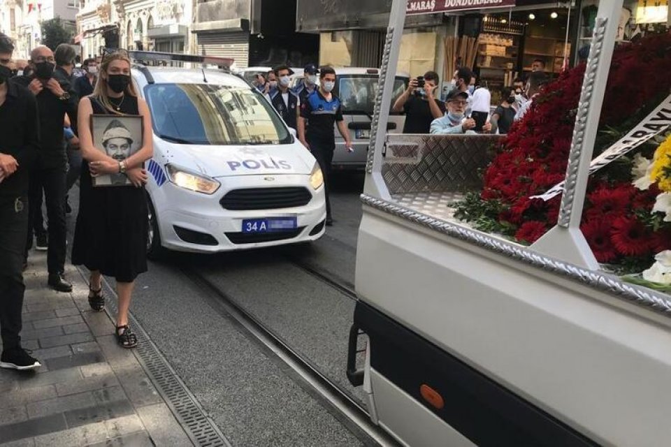 Ferhan Şensoy, 31 Ağustos Pazartesi g&uuml;n&uuml; İstanbul Tıp Fak&uuml;ltesi Hastanesi'nde