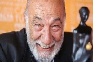 Yeşil&ccedil;am'ın usta oyuncusu Yılmaz Gruda, hastaneye kaldırıldı. Gruda'nın menajeri T&uuml;may
