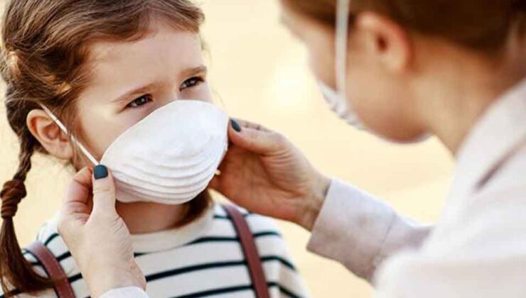 Uzmanlardan Covid-19 uyarısı: Çocuklarda saklı virüsleri tetikliyor