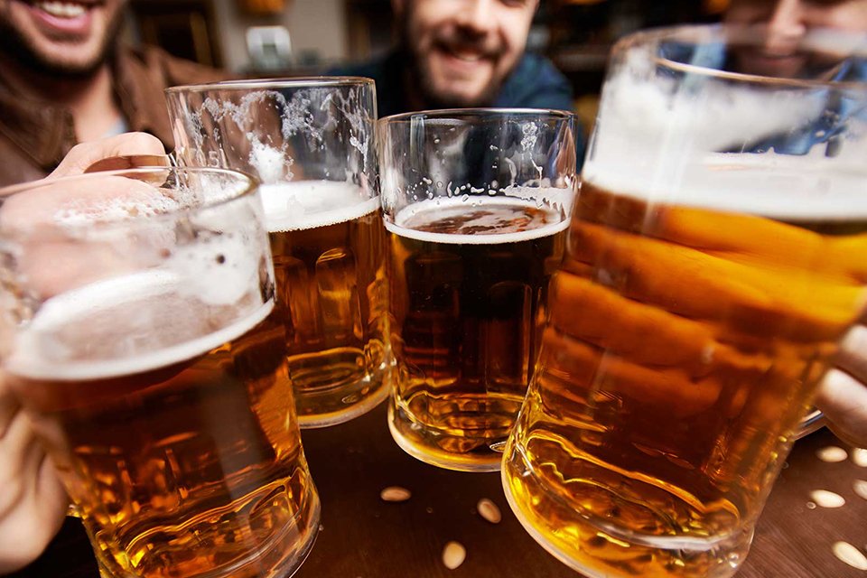 Koronavir&uuml;sle m&uuml;cadele kapsamında geliştirilen 'Coronavac' aşısı yurt genelinde uygulanmaya devam