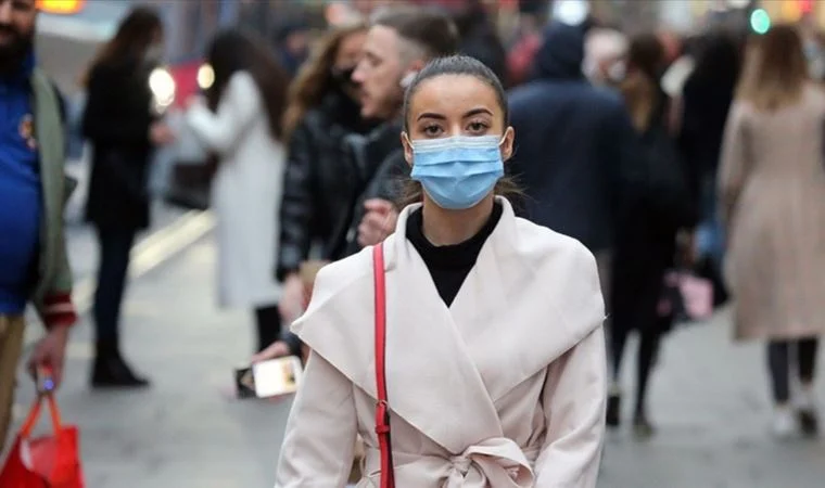 Koronavirüs pandemisinde açık havada maske zorunluluğu ve HES kodu gibi