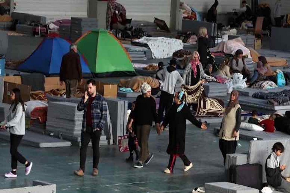 Kahramanmaraş merkezli&nbsp;depremlerden yaklaşık 1 hafta sonra evlerine d&ouml;nmeye başlayan Adanalılar,