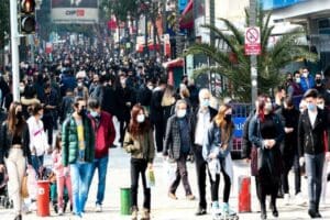 Sağlık Bakanlığınca G&uuml;nl&uuml;k Koronavir&uuml;s Tablosu, "covid19.saglik.gov.tr" adresinden paylaşıldı. T&uuml;rkiye'de son