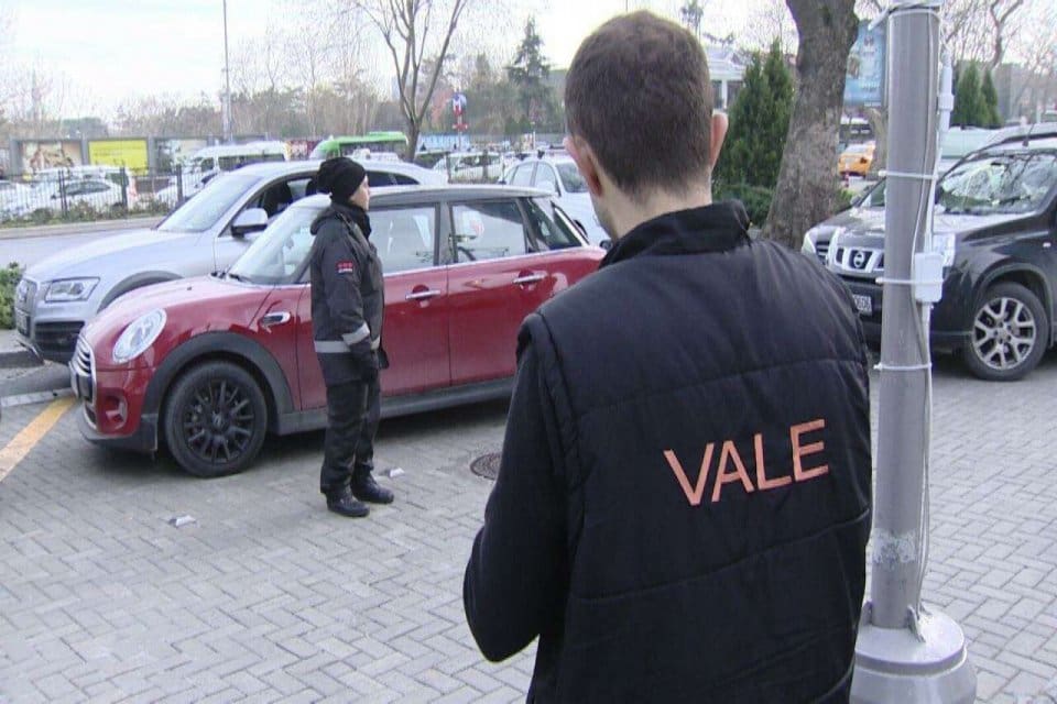 Yılbaşından itibaren mesleki yeterlilik belgesi olmayan valeler &ccedil;alıştırılamayacak. Ancak &uuml;lke