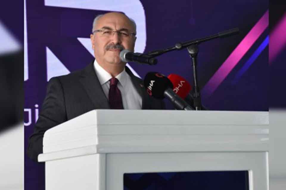 İzmir Valiliği himayesinde, İzmir Kalkınma Ajansı ev sahipliğinde İzmir Teknoloji,