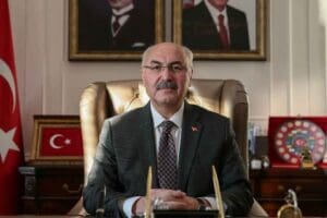 İzmir Valisi Yavuz Selim K&ouml;şger, 10 Ocak &Ccedil;alışan Gazeteciler G&uuml;n&uuml;
