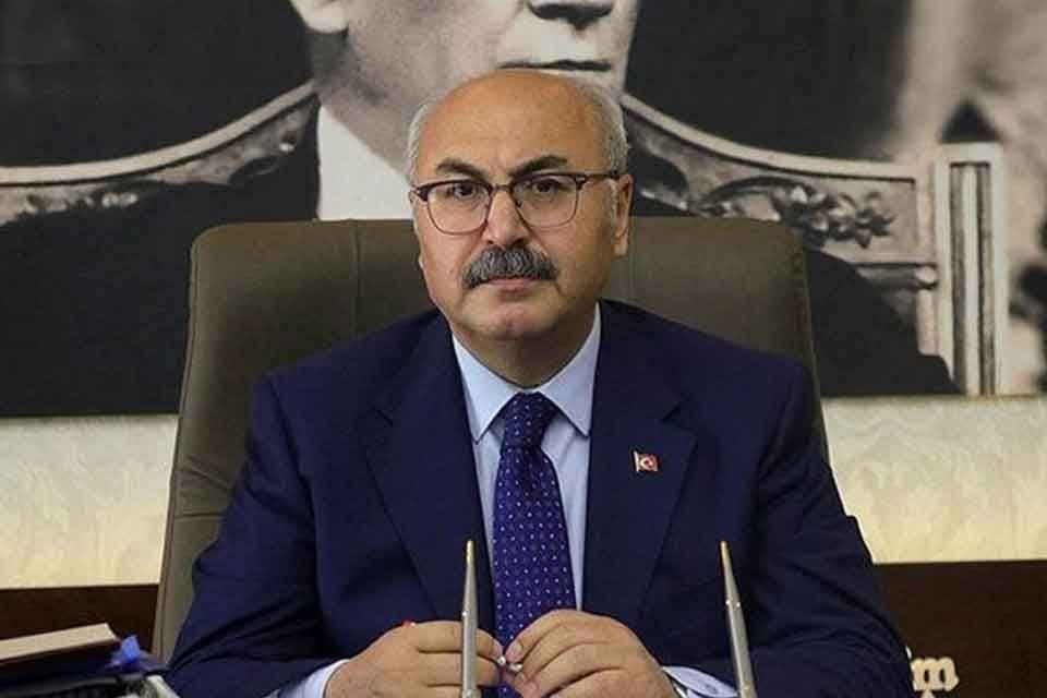 İzmir Valisi Yavuz Selim K&ouml;şger, 30 Ağustos Zafer Bayramı dolayısıyla