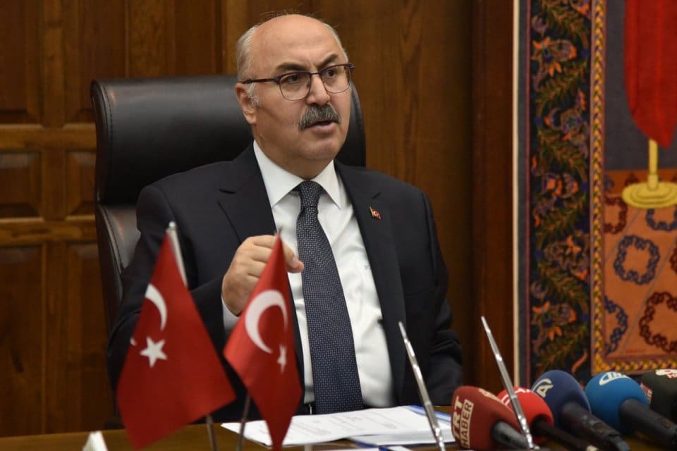 İzmir Valisi Yavuz Selim K&ouml;şger, bilişim, yazılım, teknoloji gibi alanlara