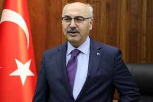 İzmir Valisi Yavuz Selim Köşger, Menemen 'de CHP ve İYİ