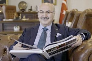 İzmir Valisi Yavuz Selim K&ouml;şger, yazılı a&ccedil;ıklama yaparak başta İzmirliler