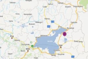 AFAD, Van Tuşba'da saat 21.35'te 5.0 büyüklüğünde bir deprem meydana