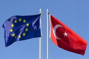 AB İltica Ajansı verilerine g&ouml;re T&uuml;rkiye'den AB &uuml;lkelerine iltica başvurularında