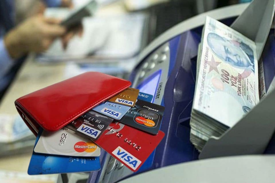 Kredi kartı harcamaları 17 Mart haftasında 114 milyar 443 milyon