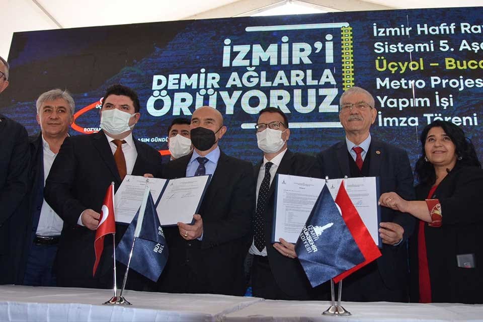 İzmir B&uuml;y&uuml;kşehir Belediyesi&rsquo;nin hayata ge&ccedil;ireceği kent tarihinin en b&uuml;y&uuml;k yatırımı