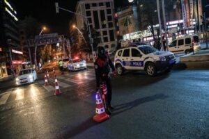 Koronavirüs tedbirleri kapsamında hafta sonu uygulanan ve 56 saat süren