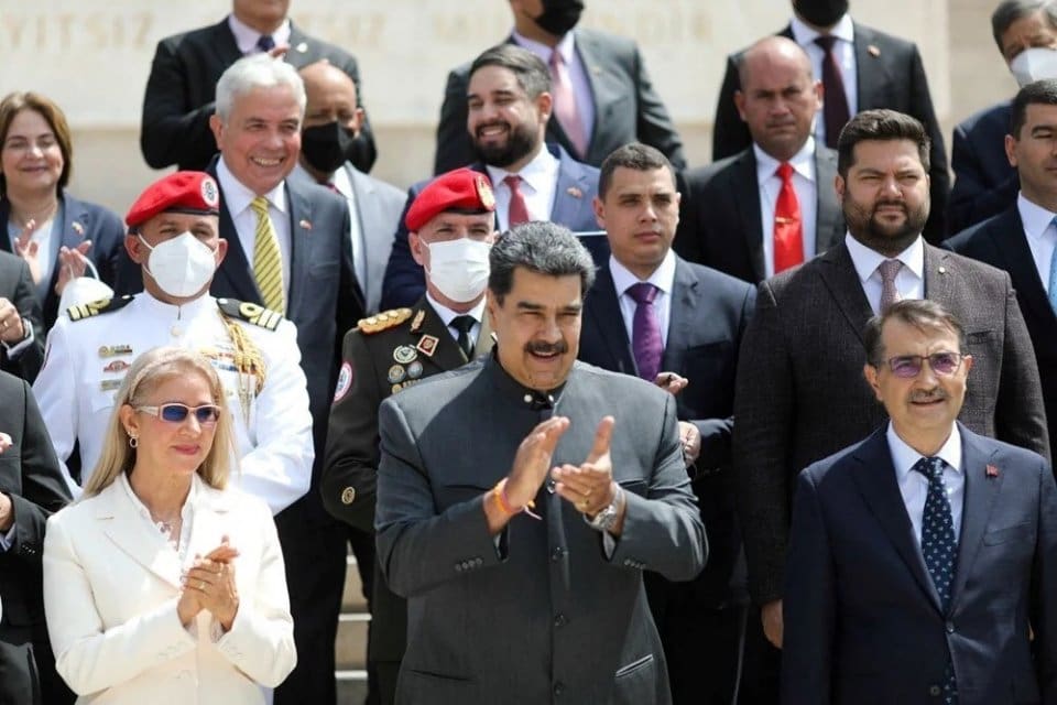 Venezuela Devlet Başkanı Nicolas Maduro, T&uuml;rkiye Cumhurbaşkanı Recep Tayyip Erdoğan'ın