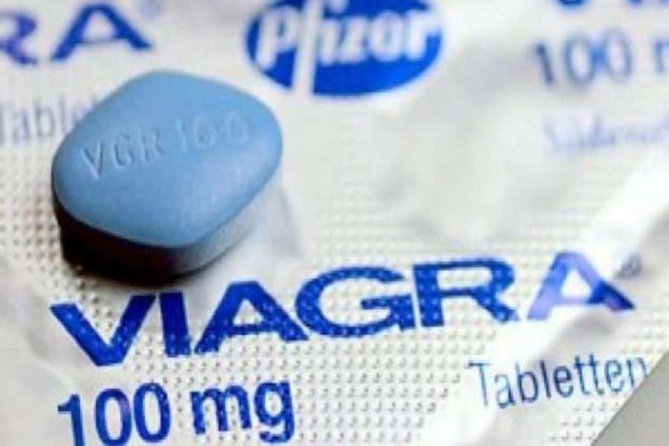 Yeni bir araştırma, Viagra, Levitra gibi ereksiyon haplarının kullanımının k&ouml;rl&uuml;ğe