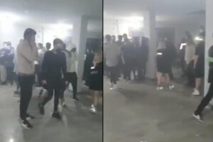 İzmir'in Bornova ilçesinde koronavirüs tedbirlerini ihlal edip, villada eğlence düzenleyen