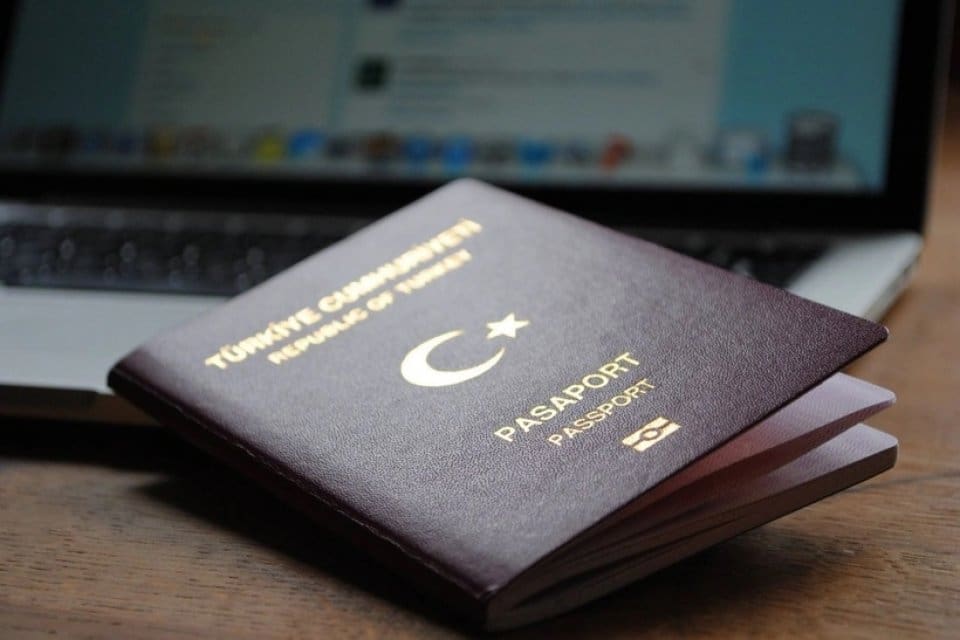 Hollanda'dan T&uuml;rkiye'ye vize i&ccedil;in yeni uygulamalar geliyor. Hollanda; Afganistan, Suriye,