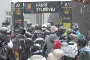 Kış turizminin &ouml;nemli merkezlerinden Uludağ'da, sezon hazırlıkları tamamlandı. 15 Aralıkta