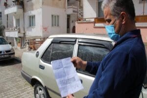 Muğla&rsquo;da elektrik tesisat&ccedil;ılığı yapan Mehmet Bakır'ın, 2 yıldır evinin &ouml;n&uuml;nde