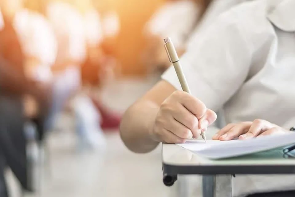 T&uuml;ketici Mahkemesi'nin aldığı emsal karara g&ouml;re, &ouml;zel okulların &ouml;ğrencilerden talep