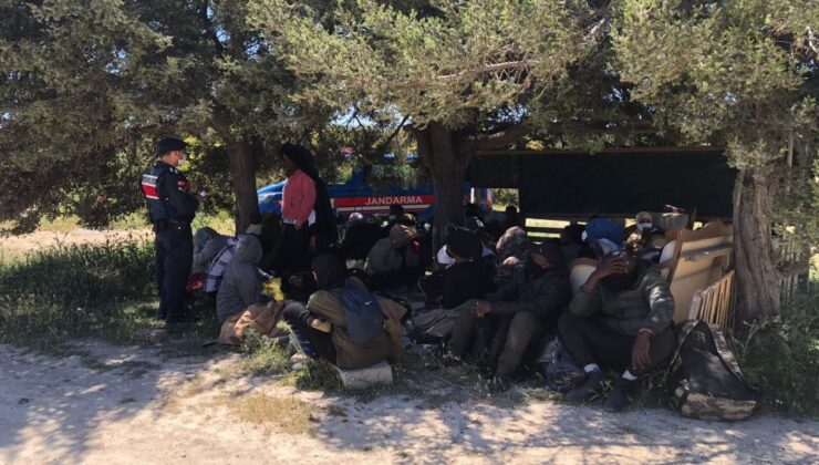 Yasa dışı geçiş hazırlığındaydılar… 118 göçmen, 5 organizatör yakalandı