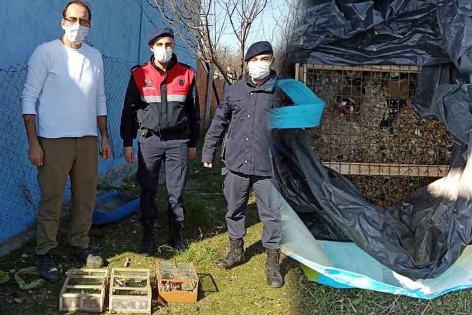 İZMİR'in Menemen il&ccedil;esinde, kurduğu tuzaklarla yasa dışı şekilde 40 saka