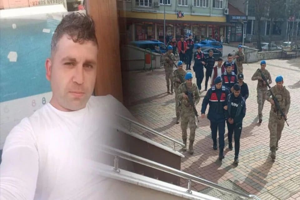 Zonguldak'ın &Ccedil;aycuma il&ccedil;esinde kendisine boşanma davası a&ccedil;an eşinin sevgilisini bı&ccedil;aklayarak
