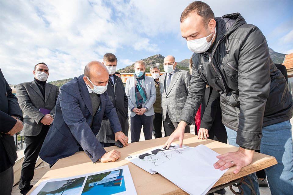 İzmir Büyükşehir Belediye Başkanı Tunç Soyer daha yeşil bir kent
