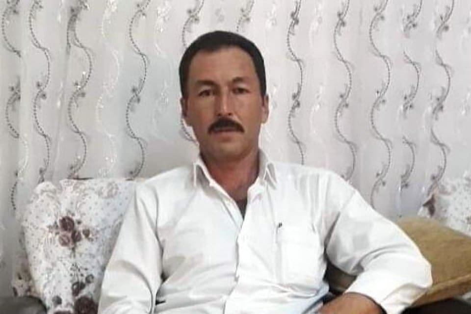 İzmir'in Tire il&ccedil;esinde, aralarında husumet olan yeğeni Y&uuml;ksel Yoldaş'ı (43)