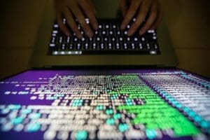 "Yemek Sepeti"ne ait web uygulama sunucusundaki bir zafiyetten yararlanılarak, 18